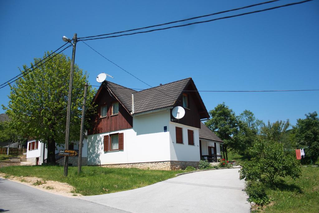 Vukovic Apartment Poljanak Exterior photo